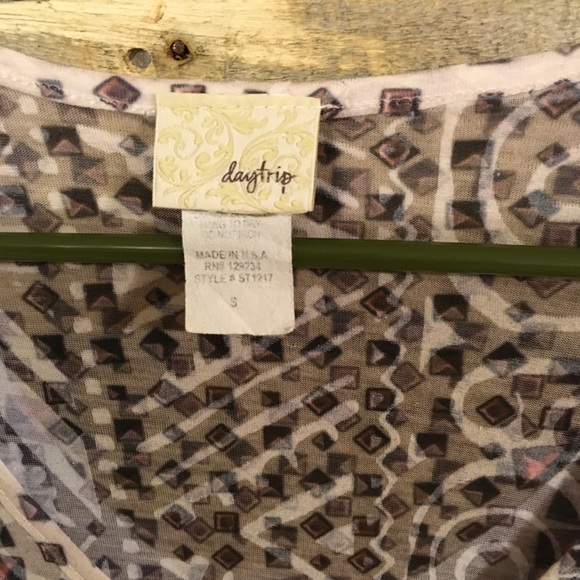 Daytrip Tee - Picture 2 of 2